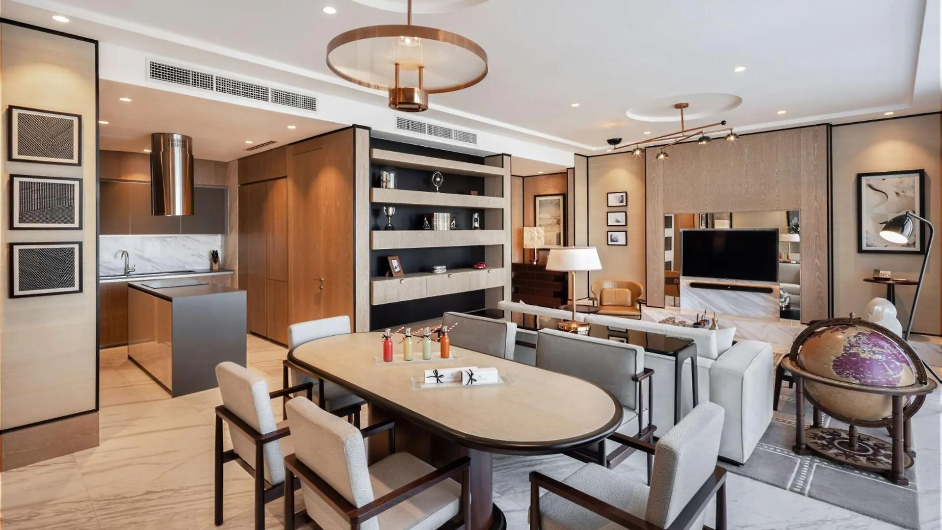 Waldorf Astoria Dubai International Financial Centre Hotel 5*,