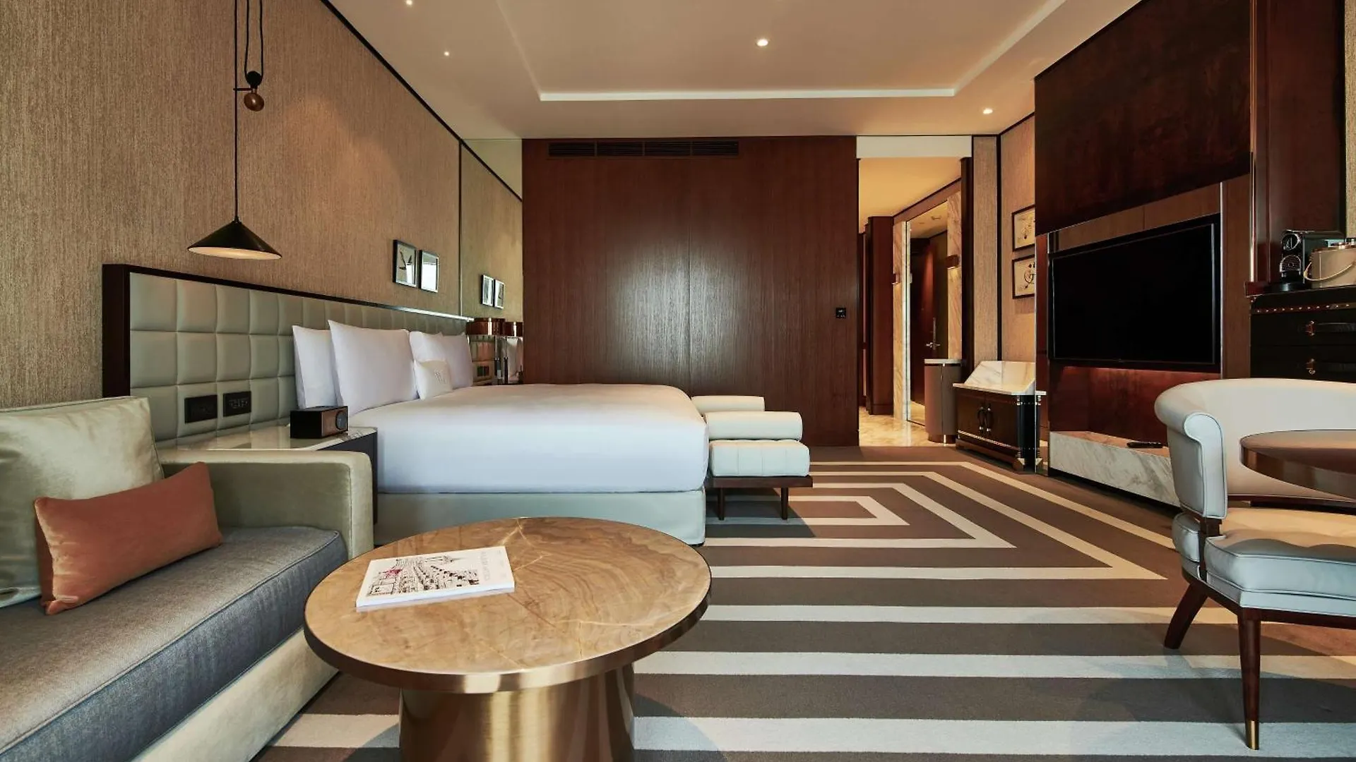 Waldorf Astoria Dubai International Financial Centre Hotel