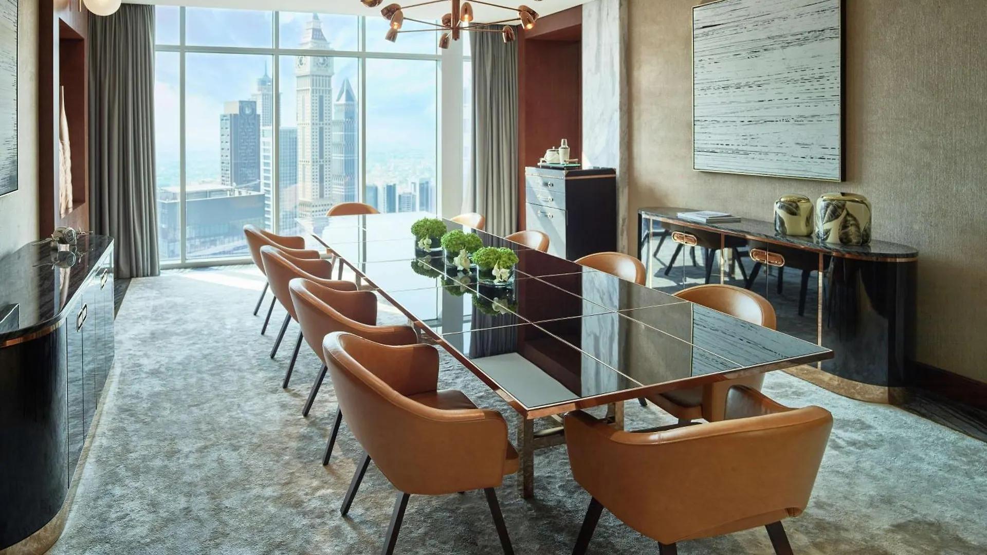 Waldorf Astoria Dubai International Financial Centre Hotel 5*,